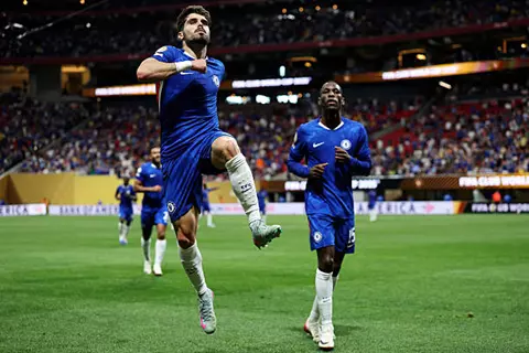 "لم يبهر العالم" و"ضربة موجعة للفيفا".. ماذا قالت الصحف الإنجليزية عن فوز تشيلسي؟